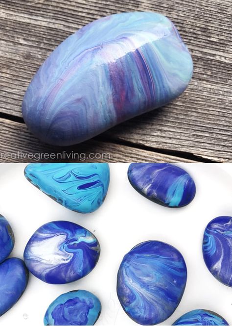 Do you enjoy swirly colors and unpredictable patterns? Then try this marble rock as one of the simple rock painting ideas! Paint Pour Rocks, Simple Rock Painting Ideas, Simple Rock Painting, Christmas Pebble, How To Paint Rocks, Nail Polish Marbling, Christmas Pebble Art, Marble Rock, Marbles Crafts