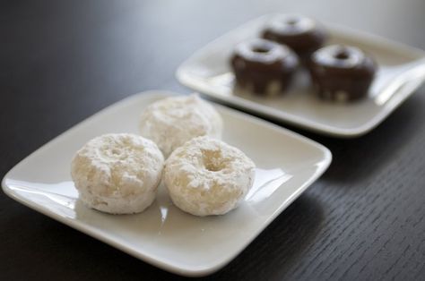 Pin for Later: 8 Hostess Treats to Make at Home Hostess Donettes Treats To Make At Home, Hostess Donettes, Treats To Make, Powdered Donuts, Mini Doughnuts, Doughnut Recipe, Mini Donuts, Snack Cake, Donut Recipes