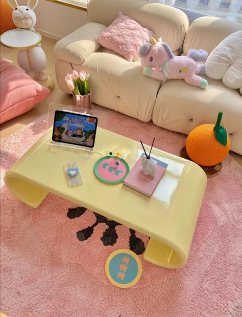 Living Room Kawaii, Pastel Interior Design, Danish Pastel Room, Dorm Design, Colorful Apartment, Cute Furniture, Dekorasi Kamar Tidur, Pastel Room, Dreamy Room