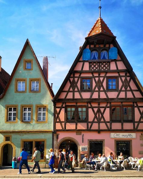 Cezara 📸🌍 on Instagram: “Bavarian architecture 🏘️ . . . . . . . . . #germany #rothenburgobdertauber #germantown #bavaria #houses #architecture #photography #travel…” Bavarian Aesthetic, Bavarian Home, Bavarian Architecture, Bavarian House, Ornate Architecture, Architecture Germany, Architecture References, Rothenburg Germany, Vintage Floor Plans