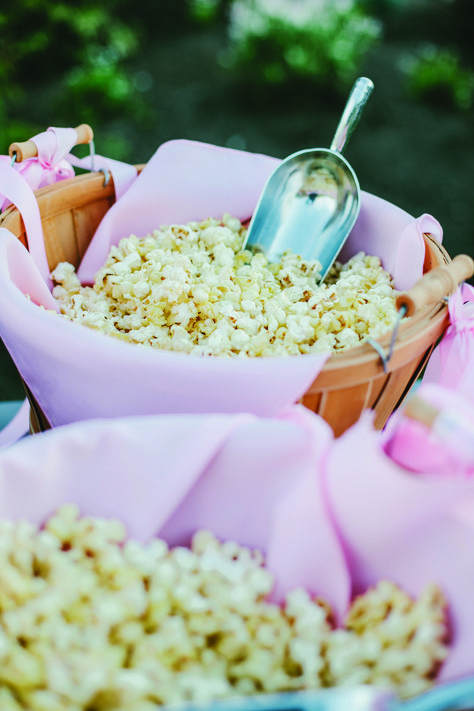 What else should we serve at our cake and punch wedding reception? | Photo: Emily Delamater Popcorn Wedding, Diy Wedding Cake, Reception Food, Popcorn Bar, Wedding Reception Food, Flavored Popcorn, Bridal Shower Food, Wedding Dessert, Food Displays