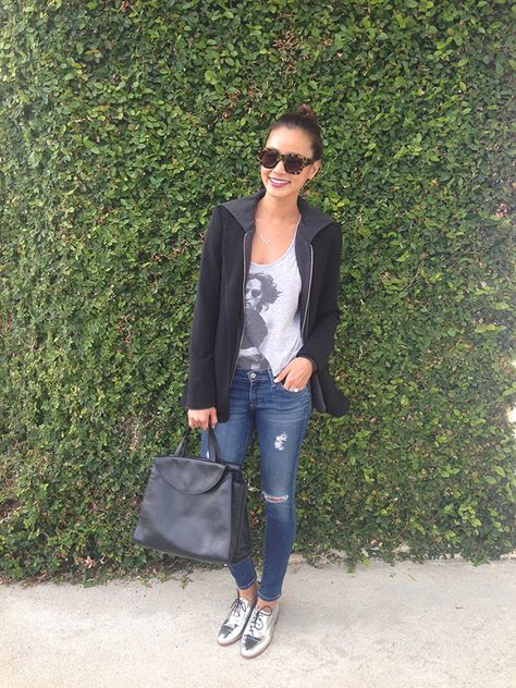 Kate Spade Silver Brogues Pewter Shoes Outfit, Silver Shoes Outfit, Jaime Chung, Jamie Chung Style, Hoodie Blazer, Pewter Shoes, Oxfords Outfit, Casual Chique Stijl, Hooded Blazer