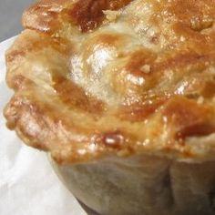 Steap pie and pepper steak pie recipe | Cookbook.co.za Pepper Steak Pie, Steak Pies, Steak Pie Recipe, Peppered Steak, Steak Pie, Meat Pie Recipe, Savoury Pies, Turnover Recipes, Vegetable Pie