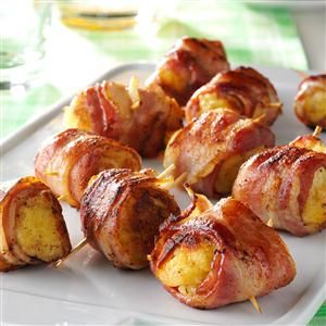 Bacon Roll-Ups Recipe -This family recipe dates back to the 1930's, when my grandmother started making these hearty breakfast rolls. Bacon Roll Ups, Bacon Recipes For Dinner, Bacon Dinner, Bacon Roll, Wrapped Chicken, Best Bacon, Bacon Wrapped Chicken, Chicken Bites, Best Breakfast Recipes