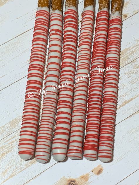 Red Pretzel Rods, Red Treats, White Party Foods, White Pretzels, Graduation Party Treats, Chocolate Covered Pretzel Sticks, Covered Pretzel Rods, White Chocolate Covered Pretzels, Oreo Treats