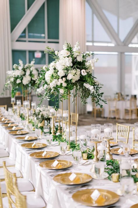 Head Table Tall Centerpieces, Kings Table Wedding Decor, Kings Head Table Wedding, White And Gold Head Table Wedding, Gold White Greenery Wedding, White Green And Gold Wedding, Gold Wedding Table Setting, Head Table Wedding Decorations Elegant, Head Table Flowers