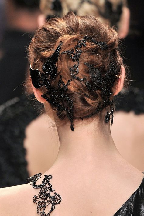 Evening Hair, Runway Hair, Oh My Goddess, Romantic Hairstyles, Hair Affair, Hair Envy, Black Swan, Hair Ornaments, Hair Art