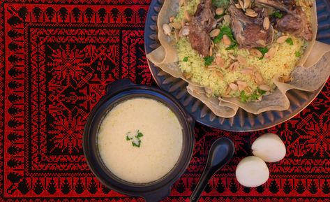 Features - Mansaf - traditional Jordanian dish Dried Yogurt, How To Make Falafel, Ancient Recipes, National Dish, Tapas Bar, Vietnamese Recipes, Slow Food, Indian Cooking, Learn To Cook