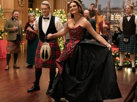 60 Thoughts I Had While Watching Netflix’s A Castle for Christmas A Castle For Christmas, Bride Hacks, Tartan Wedding Dress, Scottish Wedding Dresses, Scotland Hotels, Yummy Mummies, Castle Dress, Eating Good Food, Tartan Wedding