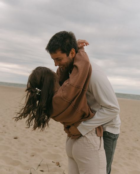 Jordan & Gage’s chilly beach date🍂 Shout out to them because it was seriously like 50 degrees and so dang windy but I told Jordan the wind would create some cool vibes for the photos and oh did it😍 going into this we wanted fun, playful, show their love type of photos and knowing Gage and Jordan that’s exactly what we got🫶🏼 so here’s your sign to not shy away from the beach on windy days Keywords: couples, couple, documentary, storytelling, photography, photographer, wedding photographer, ... Wedding Photos For Shy Couples, Photos For Shy Couples, Cool Vibes, Beach Date, Storytelling Photography, Windy Day, Photographer Wedding, The Wind, Shout Out