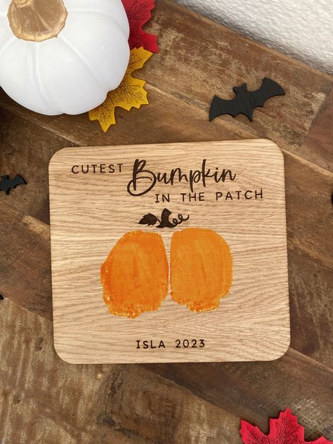 Create a lasting memory with this 'Little Bumpkin' plaque. Our DIY baby bum plaque is perfect for newborns up to 24 months. Capture the precious moments and celebrate Autumn/Fall, Thanksgiving and Halloween. A wonderful keepsake decoration you can bring out year after year. Choose from two wording options. Measuring: 21x19cm Made from: 70% PEFC Certified 4mm Oak Veneer Wood* *Wood is a natural product, therefore grain and colour can vary in tone slightly from the images shown. NB: This listing i Kids Fall Decor Ideas Diy, Craft Ideas For Newborns, Cutest Bumpkin In The Patch Plate, First Pumpkin Ideas, Fall Baby Diy Crafts, Baby Crafts Thanksgiving, Bumkins Craft Baby Halloween, Halloween Crafts With Newborn, Baby Autumn Crafts