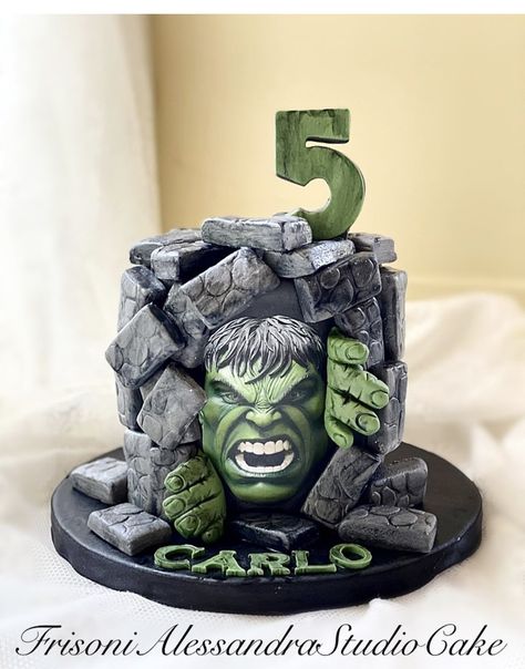 Hulk Cake Ideas, Hulk Cake Design, Hulk Theme, 2023 Cake, Bolo Hot Wheels, Hulk Cake, Hulk Party, Creative Food Art, Party Deco