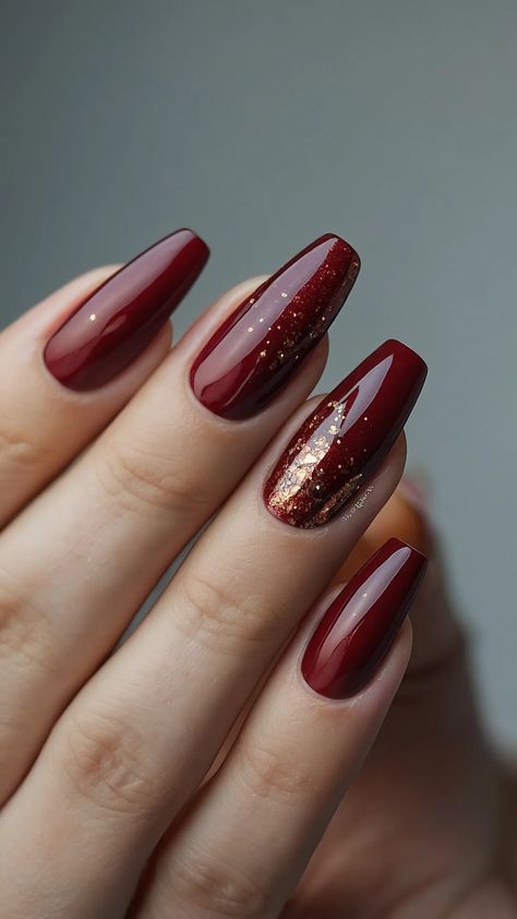 Unleashing the Power of Burgundy: 15 Nail Designs That Wow! 35 Dark Red Nails With Gold Glitter, Latin Inspired Nails, Red Nails Xmas, Red Gold Nail Art, Nail Extensions For Bride, Deep Red Chrome Nails, Wedding Nails Burgundy, Trending Red Nails, French Manicure Natural Nails