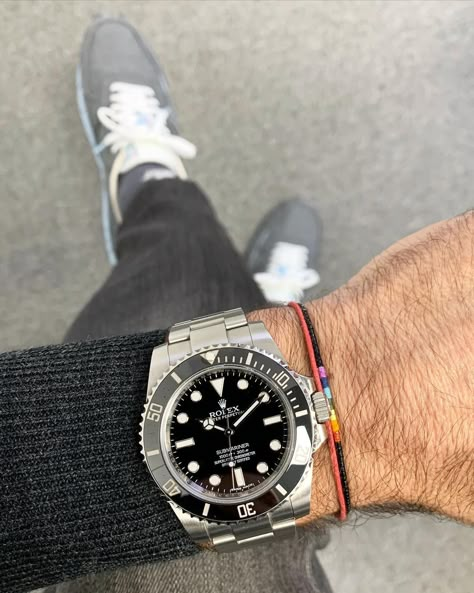 All Grey Outfit, Square Watches, Rolex Submariner Black, Snow Photoshoot, Black Outfit Men, Movado Bold, Clothes Wishlist, Dream Watches, Rolex Men