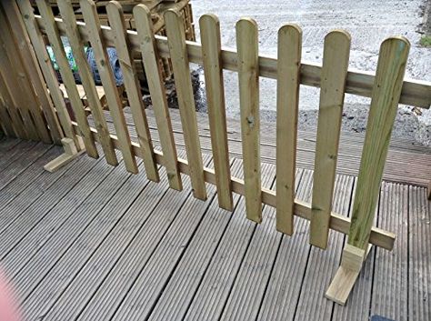 Wooden Picket Fence, Picket Fencing, Portable Fence, Chicken Fence, Wood Picket Fence, Picket Fence Panels, Pallet Fence, Old Fences, Diy Fence