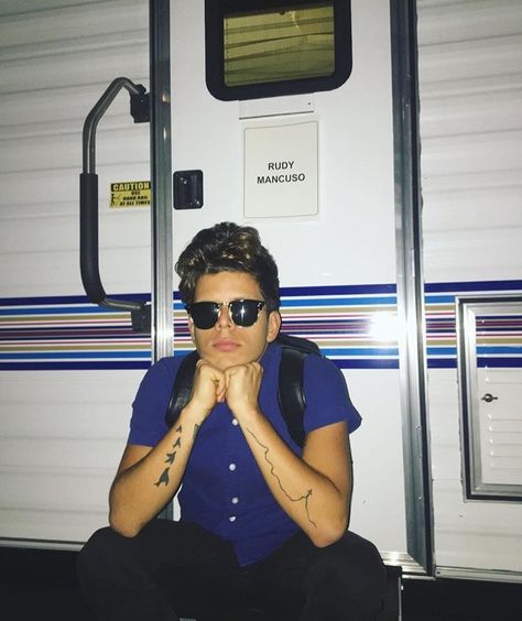 Rudy Mancuso Tattoo, Arm Tattoos With Meaning, Rudy Mancuso, Guy Outfits, Boy Friends, Maia Mitchell, Tattoo Meaning, Chalkboard Art, Good Looking Men