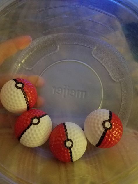 Golf Balls Ideas, Diy Ball Markers Golf, Coloring Golf Balls, Golf Ball Painting Ideas, Cute Golf Ball Designs, Colored Golf Balls, Paint Golf Balls, Sharpie Golf Balls, Golf Ball Designs