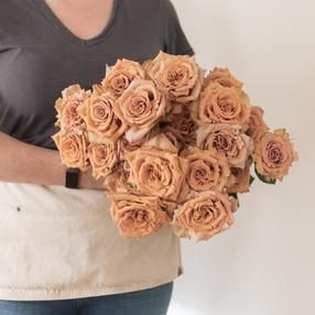 Peach Flowers | Bulk Fresh Wedding Flowers for DIY Brides — Flower Moxie Toffee Rose, Toffee Roses, Flower Moxie, Standard Roses, Flower Games, Peach Wedding Flowers, Peach Palette, Terracotta Wedding, Diy Bouquets