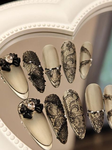 Black Lace Nails Designs, Lace Nails Designs, Dark Wedding Nails, Nature Nails Designs, Black Lace Nails, Intricate Nail Designs, Ongles Goth, Nails Lace, Detailed Nails