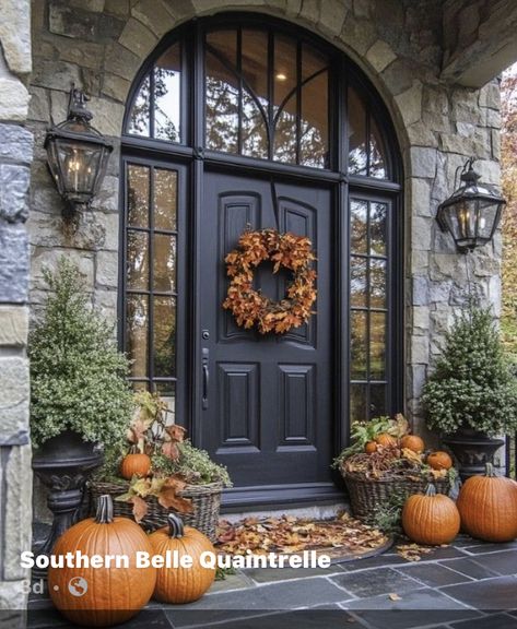 Fall Entryway Decor Outdoor, Fall Front Door Decor Entrance, Front Door Fall Decor Ideas, Fall Porches, Halloween Entryway, Fall Front Door Decor, Fall Front Porch Decor Ideas, Fall House, Fall Blue