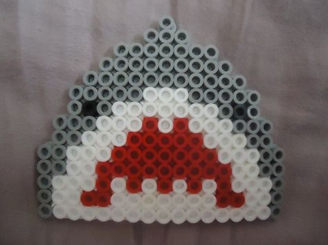 Jaws by TsukiHimeChii - Kandi Photos on Kandi Patterns Shark Perler Beads, Melt Beads Patterns, Hamma Beads Ideas, Easy Perler Bead Patterns, Pokemon Perler Beads, Melty Bead Patterns, Easy Perler Beads Ideas, Hama Beads Design, Beads Ideas