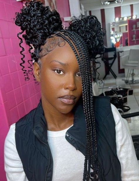 Trendy Braided Hair for Black Women Braided Top Knot Bun, Braided Bun Black Hair, Braided Bun Styles, Two Buns Hairstyle, Black Hair Bun, Shiny Black Hair, Bun With Curls, Twisted Hair, Braided Bun Hairstyles