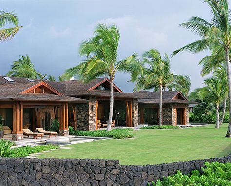 Tropical Craftsman, Tropical Architecture Design, Luxury Residence, Hawaiian Homes, Eco Resort, Modern Architecture Design, Tropical Architecture, Craftsman Home, Hawaii Homes