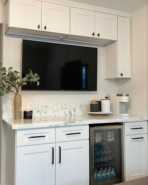 Dry Bar Coffee Bar Ideas, Tv Home Bar, Kitchenette With Mini Fridge, Kitchen Mini Fridge, Mini Fridge In Kitchen Cabinet, Mini Fridge Buffet Table, Drink Fridge Ideas, Mini Fridge In Family Room, Dry Bar With Refrigerator