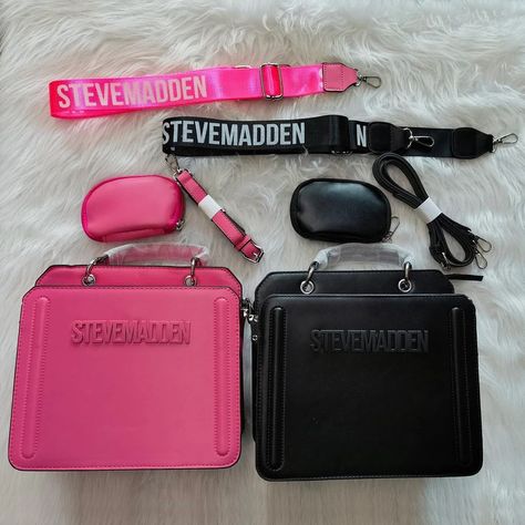 Purse Outfit, Luxury Tote Bags, Trendy Purses, Luxury Bags Collection, Steve Madden Purse, Steve Madden Handbags, Handbag Essentials, Birthday Stuff, Hot Bags