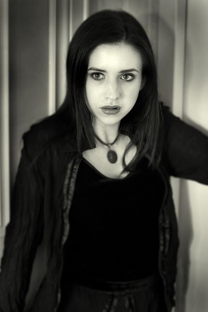 some old pictures I took: Emily Perkins Dark 90s Aesthetic, Ginger Snaps Aesthetic, Brigitte Fitzgerald, Katherine Isabelle, Ginger Snaps Movie, Emo Goth Aesthetic, Emily Perkins, Women In Horror, Snaps Aesthetic