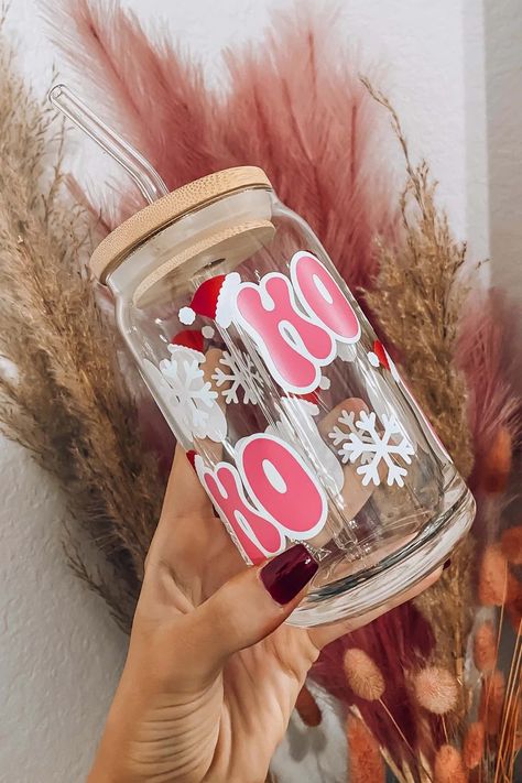 HOHO Santa Glass Cup Red Santa Hat, Cute Birthday Ideas, Circuit Ideas, Beer Cans, Cup Designs, Custom Tumbler Cups, Holiday Mood, Christmas Inspo, Custom Cups