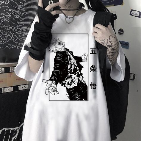 Masculine Fashion For Women, Jjk Merch, Masculine Fashion, Anime Streetwear, Anime Inspired Outfits, Anime Shirt, Jewelry Outfit, Best Friend Pictures, Tomboy Fashion