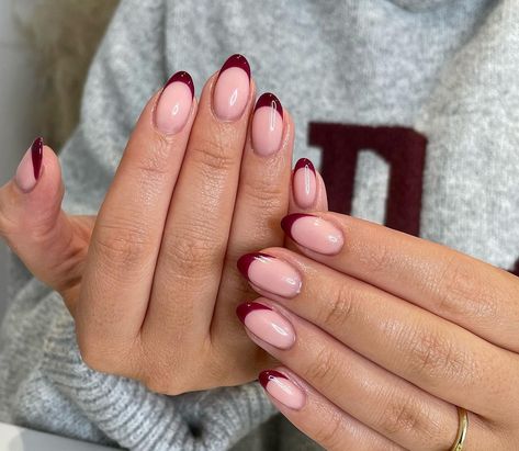 Maroon Nail French Tips, Nails To Show Nail Tech, Mauve Red Nails, Biab Nails Winter, French Tip Nails Dark Red, Pink And Maroon Nails, Short Nail Inspo Fall 2024, Simple Burgundy Nails, Plain Nails Ideas