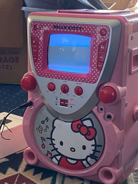 Sweet Sixteen Birthday Party Ideas, Karaoke Machine, Hello Kitty Accessories, Sweet Sixteen Birthday, Pony Party, Hello Kitty Iphone Wallpaper, Sweet Sixteen, Apple Products, Nintendo Consoles