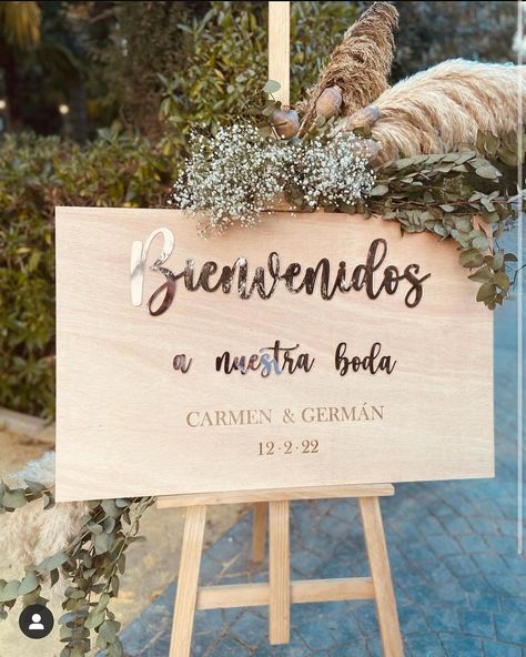 Ideas Boda Decoracion, Ideas Matrimonio, Wedding Entrance Sign, Green Gold Weddings, Boda Ideas, Candy Bar Wedding, Wedding Entrance, Wedding Reception Inspiration, Wedding Goals