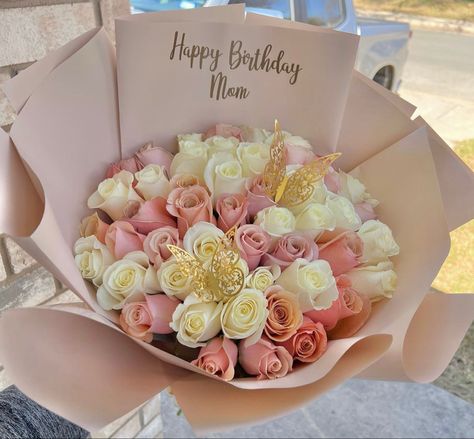 Bouquet For Mom Birthday, Flower Bouquet For Mom Birthday, Bouquet For Mom, Bear Roses, Ramo Ideas, Happy Birthday Bouquet, Valentines Shirts, Roses Bouquet Gift, Ribbon Flowers Bouquet