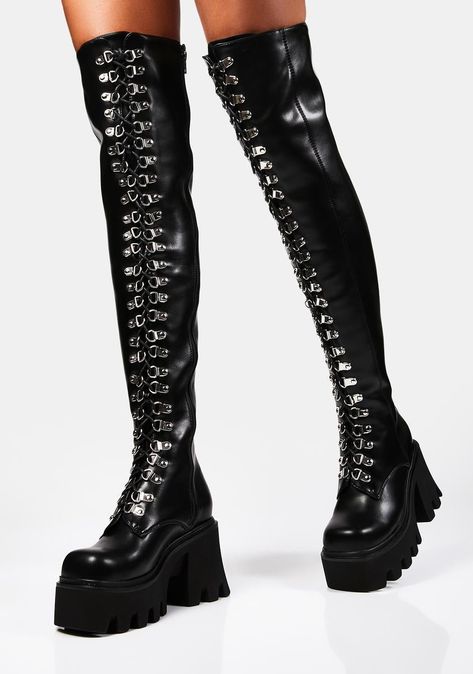 High Combat Boots Outfit, Thigh High Chunky Boots, Dolls Kill Boots, Thigh High Combat Boots, High Combat Boots, Combat Boot Outfit, Streetstyle Fashion, Boots Sneakers, Chunky Boots