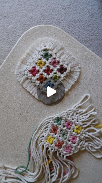 Macrame Art Ideas, Macrame Coasters Tutorial, Macrame How To, Macrame Car Coasters Diy, Macrame Coasters Diy, Macrame Trends 2024, Macrame Coasters Diy Tutorial, Coaster Macrame, Diy Macrame