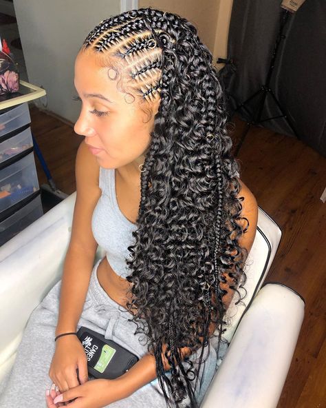 Nefe on Instagram: “2 layer Bohemian feed-in braids ( individuals at the back ) . . . 4 hours | last up to 4 weeks | low maintenance | if gets frizzy mold and…” Bohemian Feed In Braids, Bridal Hair Pieces Boho, Feed In Braids, Individual Braids, Hair Charms, Bohemian Braids, Feed In Braids Hairstyles, Gold Hair Clips, Braided Cornrow Hairstyles