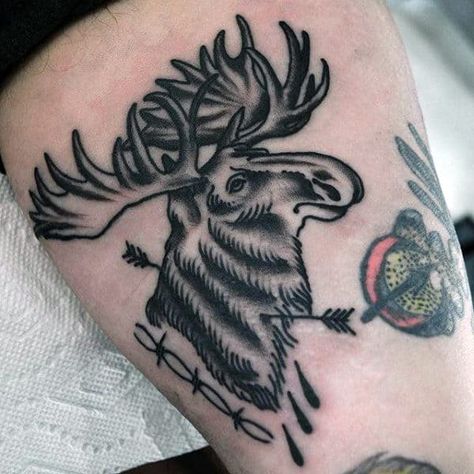 60 Moose Tattoo Designs For Men - Antler Ink Ideas Moose Tattoo Traditional, Moose Tattoo Design, Moose Tattoos, Agave Tattoo, Traditional Bear Tattoo, Als Tattoo, Alaska Tattoo, Traditional Tattoo Black And White, Elk Tattoo