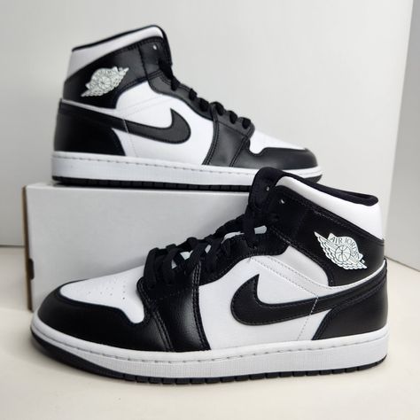 Air Jordan 1 Mid Size 11 Women / Size 9.5 Men White/Black-White Sku: Dv0991-101 100% Authentic Brand New With Box (Box Is Missing Lid) Any Questions? Make Sure To Ask Price Firm Jordans For Women Mid, Air Jordan Black And White Outfit, Nike Shoes Jordans Women's, Cute Black Shoes For Women, Air 1 Jordans, Jordan 1s Black And White, Air Jordans Black And White, Black And White Shoes Women, Panda Jordans