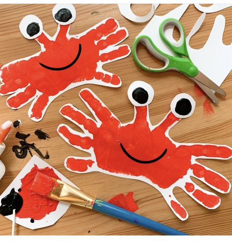 Hermit Crab Handprint Craft, Ocean Life Toddler Crafts, Crab Art And Craft For Preschool, Cute Summer Crafts For Kids, Crab Handprint Craft, Handprint Ocean Crafts, Crab Craft For Preschool, Summer Art Toddlers Craft Ideas, Ocean Arts And Crafts For Toddlers