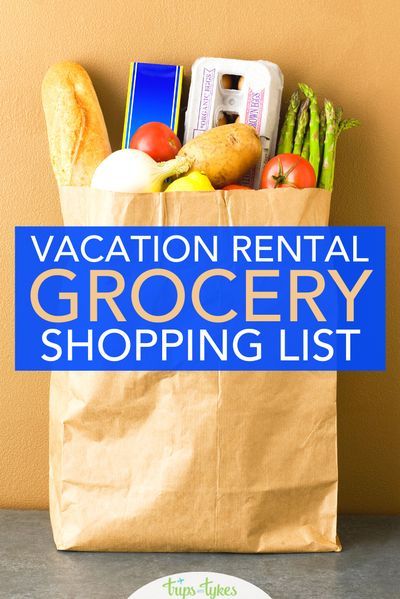 Stock the kitchen in your next VRBO or Airbnb vacation rental successfully with this free vacation rental grocery shopping list! Free printable included. Grocery List For Weekend Trip, Easy Beach Condo Meals, Food Ideas For Beach Vacation, Easy Meals To Make In Airbnb, Beach Vacation Grocery Shopping List, Vrbo Packing List, Easy Meals For Airbnb, Disney Grocery List, Vacation Food Packing