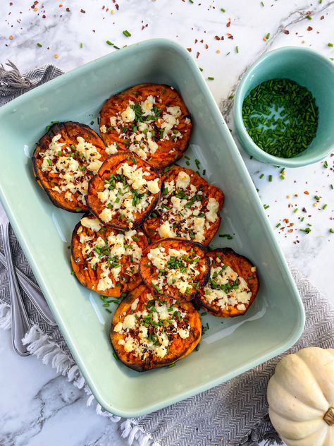 Smashed Sweet Potatoes with Feta and Garlic Gourmet Sides, Potatoes With Feta, Smashed Sweet Potatoes, Sweet Potato Recipes Baked, Sweet Potato Nachos, Grilled Sweet Potatoes, Sweet Potato Slices, Loaded Sweet Potato, Feta Recipes