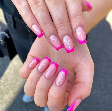 Barbie Pink French Tip Nails Square, Magenta French Tip Nails Acrylic, Hot Pink French Tips Square, Nails Hot Pink Tips, Fusia Pink Nails Short, Hot Pink French Tip Nails Coffin, Prom Nails Hot Pink, Hot Pink French Tip Nails Short, Nails For Hot Pink Dress