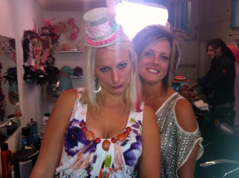 Dance Moms Christy and Kelly messing around behind the scenes. Kelly Dance Moms, Dance Moms Christi, Kelly Hyland, Christi Lukasiak, Dance Moms Cast, Dance Moms Pictures, Dance Moms Funny, Mcbling Fashion, Dance Moms Dancers