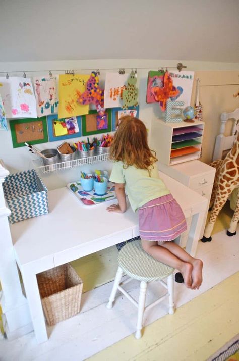 Eleanor's Art Space Reveal Kids Art Area, Kids Art Corner, Kids Art Space, Display Area, Playroom Art, Playroom Storage, Playroom Organization, Kids' Desk, Kid Desk