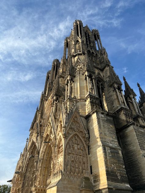 France Sightseeing, Notre Dame Cathedral Wallpaper, Reims France Aesthetic, Notre Dame Cathedral Aesthetic, Notre Dame Aesthetic, Notre Dame Wallpaper, Reims France, Noter Dame, Church Aesthetic