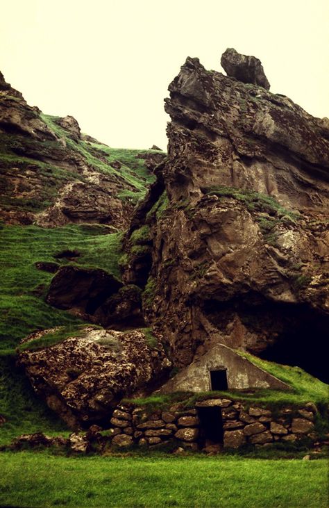 Icelandic Turf House and Cave Turf House, England And Scotland, Scotland Travel, Oh The Places Youll Go, Pretty Places, Dream Vacations, Beautiful World, Outlander, Travel Dreams