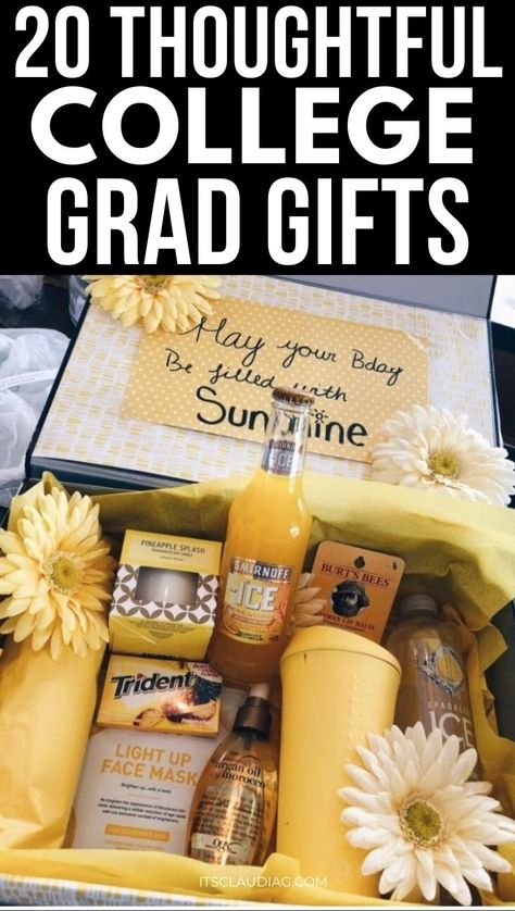 Graduation Gifts Baskets Ideas, Gifts For Graduates College, Ideas For College Graduation Gifts, Birthday Basket For Daughter, Graduation Gift Baskets For Her, Gift Ideas For College Graduates, Senior Swag Bag Gift Ideas, Graduation Gift Ideas College Diy, College Gifts For Daughter